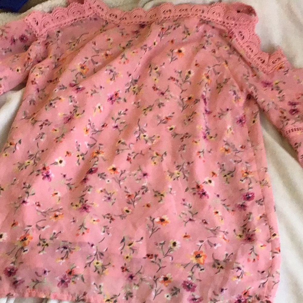Formal Top. - Picture 2 of 2